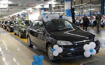    Chevrolet Viva.  "GM-" 
