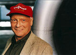 Ники Лауда. Фото с сайта nikisfliegenclub.flyniki.com Ники Лауда. Фото с сайта nikisfliegenclub.flyniki.com