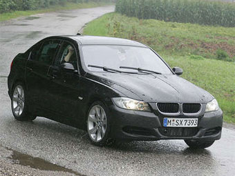 BMW 3-Series.  Auto Motor Und Sport