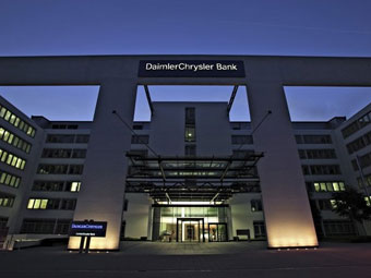   DaimlerChrysler.    girloon.de