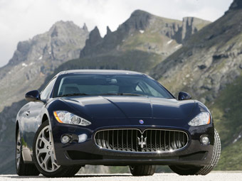 Maserati GranTurismo.  Maserati