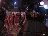 В Бангкоке 200 тысяч демонстрантов пытаются лишить премьера власти 