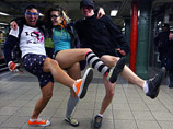 "   " (No Pants Subway Ride)   , 9 ,  50  24- 