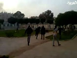 В Ливии в понедельник продолжаются массовые акции протеста, сопровождающиеся беспорядками
