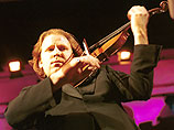 Знаменитый британский скрипач Даниль Хоуп сыграет в Москве с оркестром Плетнева