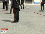 Он стрелял по охранникам, и успел сделать не менее шести выстрелов