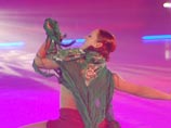 Олимпийская чемпионка Солт-Лейк-Сити в танцах на льду французская фигуристка российского происхождения Марина Анисина в эфире телеканала "Россия 2" объявила о своем скором возвращении в большой спорт