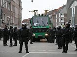          ,            ,    G7