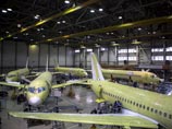  SSJ-100       - 