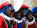  ׸  (- Zwarte Piet)          