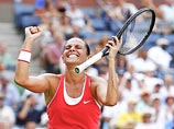 Итальянская теннисистка Роберта Винчи победила со счетом 2:6, 6:4, 6:4 американку Серену Уильямс и вышла в финал Открытого чемпионата США по теннису, общий призовой фонд которого составляет 42,3 миллиона долларов