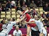 Сборная России по гандболу со счетом 20:21 уступила команде Польши в матче 1/4 финала чемпионата мира среди женских команд, который проходит в Дании, завершив борьбу за медали