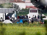 Утром вторника, 24 мая, греческая полиция приступила к эвакуации лагеря беженцев Идомени на границе с Македонией
