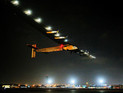 Самолет Solar Impulse 2 завершил кругосветный полет Самолет Solar Impulse 2 завершил кругосветный полет