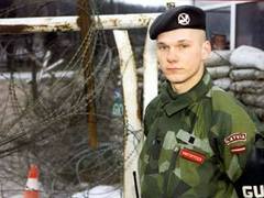 Латышский военнослужащий, фото с сайта nato.int