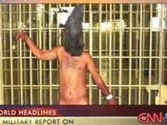 Заключенный иракской тюрьмы "Абу-Граиб", кадр CNN