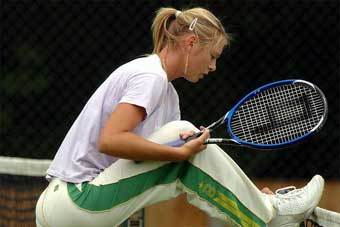 Мария Шарапова во время турнира в Бирмингеме-2005. Фото с сайта sharapova.ru