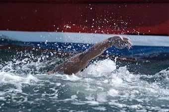 Кристоф Вандратш в воде. Фото с официального сайта спортсмена