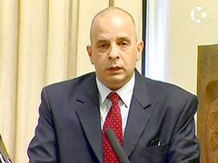 Глава "Шин-бет" Юваль Дискин. Кадр 10 канала телевидения Израиля Глава "Шин-бет" Юваль Дискин. Кадр 10 канала телевидения Израиля