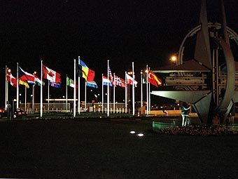 -   .    nato.int