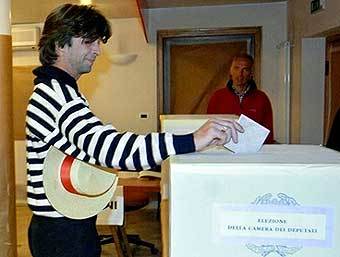      10  2006 .  AFP 