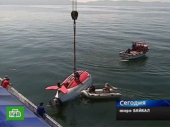 Батискаф "Мир-2". Кадр телеканала НТВ Батискаф "Мир-2". Кадр телеканала НТВ