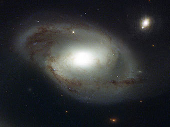    ( )    .   "",   hubblesite.org