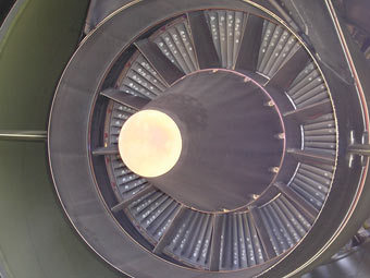   .   Dtom   wikimedia.org