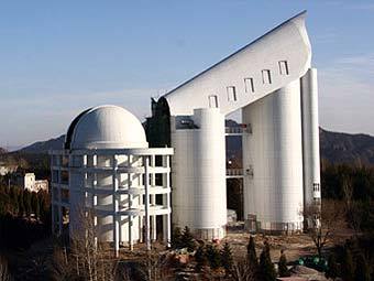  LAMOST.    skyandtelescope.com 