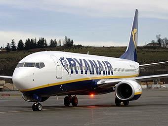 Boeing-737  Ryanair.    boeing.com 