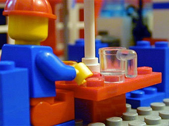  Lego.    digitalbattle.com