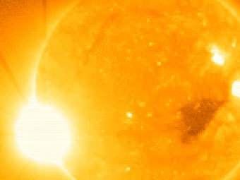  5  2006 .    GOES-13 8   .  NASA.