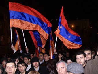 Митинг сторонников АНК 1 марта 2010 года. Фото Armenia Today.