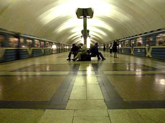   "".  Philipp Latinak   mosmetro.ru 