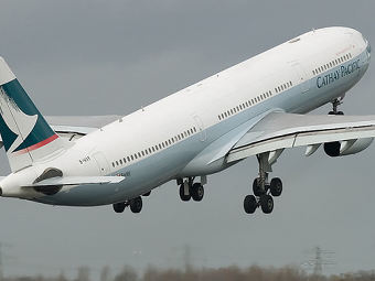  Cathay Pacific.    aviationexplorer.com