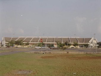   .    ongola.com