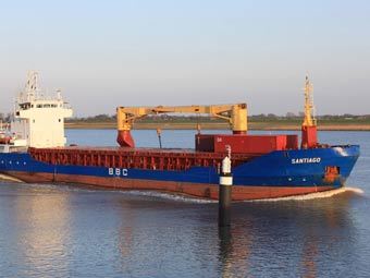 "".    marinetraffic.com 