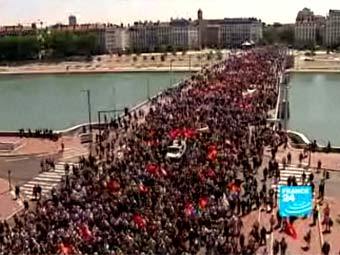    .  France 3
