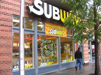  Subway.    cornichon.org