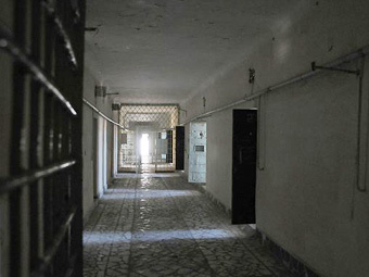   "High Down".    hmprisonservice.gov.uk