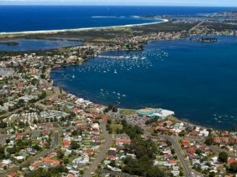   .    belmontnsw.com.au