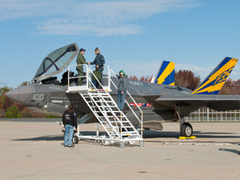 F-35C CV Lightning II.    jsf.mil