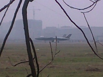 J-20.    china-defense.blogspot.com