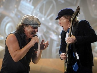    AC/DC     .  ©AFP