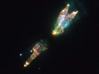   PK166-06.     ,         .   ESA/Hubble & NASA