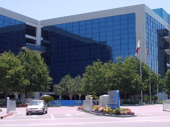 - Intel  -,   Coolcaesar   wikipedia.org