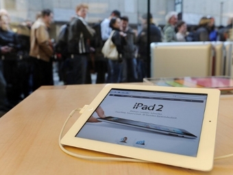  iPad 2,   AFP