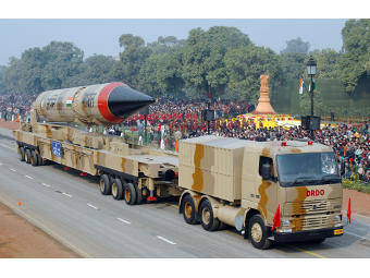 Agni-III.    bharat-rakshak.com