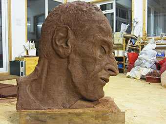   .    artdaily.org