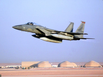 F-15   .    aviationspectator.com
